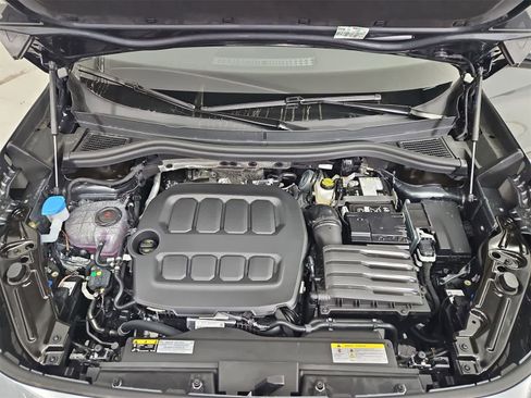 New 2025 Volkswagen Tiguan S image 14