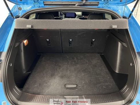 Used 2025 Chevrolet Trax RS w/ Driver Confidence Package image 34