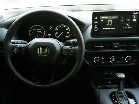 Certified 2026 Honda HR-V LX image 25