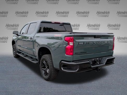 Used 2025 Chevrolet Silverado 1500 Custom Trail Boss w/ LPO, Dark Essentials Package image 9