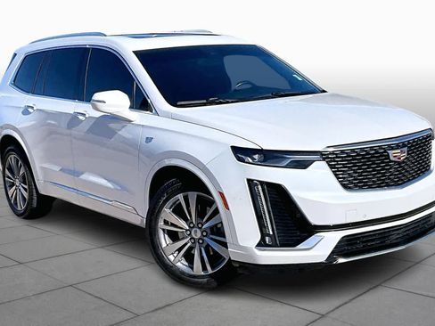 Used 2020 Cadillac XT6 Premium Luxury image 2