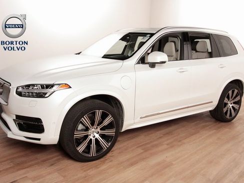 Used 2023 Volvo XC90 T8 Plus w/ Protection Package Premier image 1