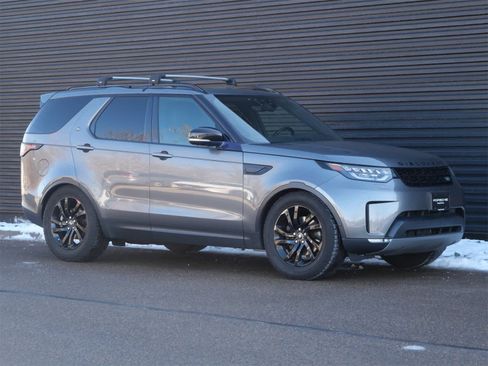 Used 2018 Land Rover Discovery HSE image 28