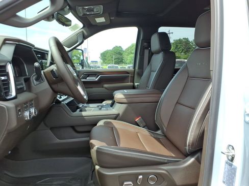 New 2026 GMC Sierra 2500 Denali w/ Denali Reserve Package AWD/4WD image 19