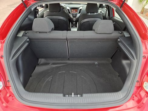 Used 2016 Hyundai Veloster 3DR CPE DUAL CLUT image 10