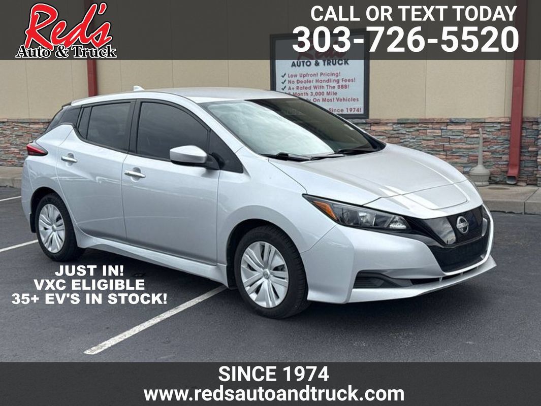 Used 2025 Nissan Leaf S FWD image 1