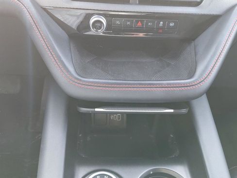 Used 2025 Ford Explorer ST-Line w/ ST-Line Street Pack image 31