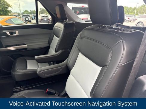 Used 2023 Ford Explorer XLT w/ Equipment Group 202A AWD/4WD image 28