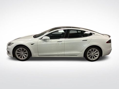 Used 2018 Tesla Model S 75D AWD/4WD image 2