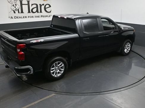 Used 2023 Chevrolet Silverado 1500 LT AWD/4WD image 39