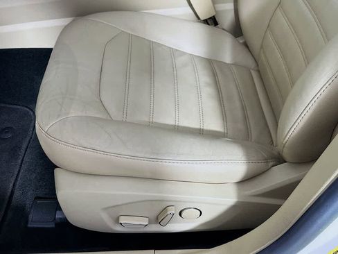 Used 2014 Ford Fusion SE w/ Equipment Group 502A image 30