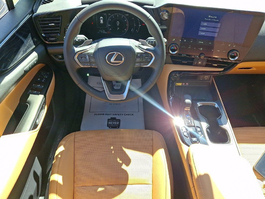Used 2024 Lexus NX 350 AWD image 12