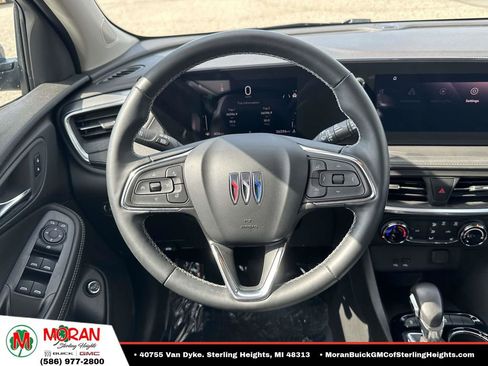 Certified 2024 Buick Encore GX Preferred w/ Comfort Package FWD image 14