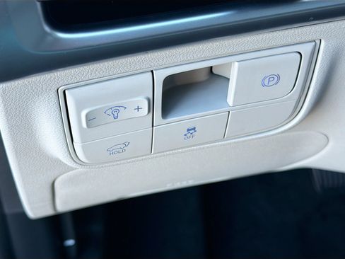 New 2026 Hyundai Tucson Limited image 36