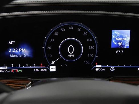 Certified 2023 Cadillac Escalade Premium Luxury image 8