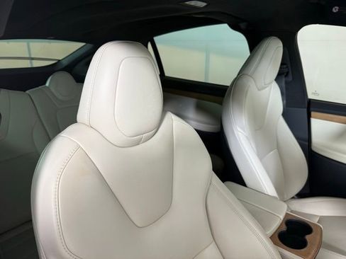 Used 2020 Tesla Model X Long Range image 25