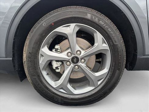 New 2025 Ford Escape ST-Line w/ Equipment Group 301A image 9