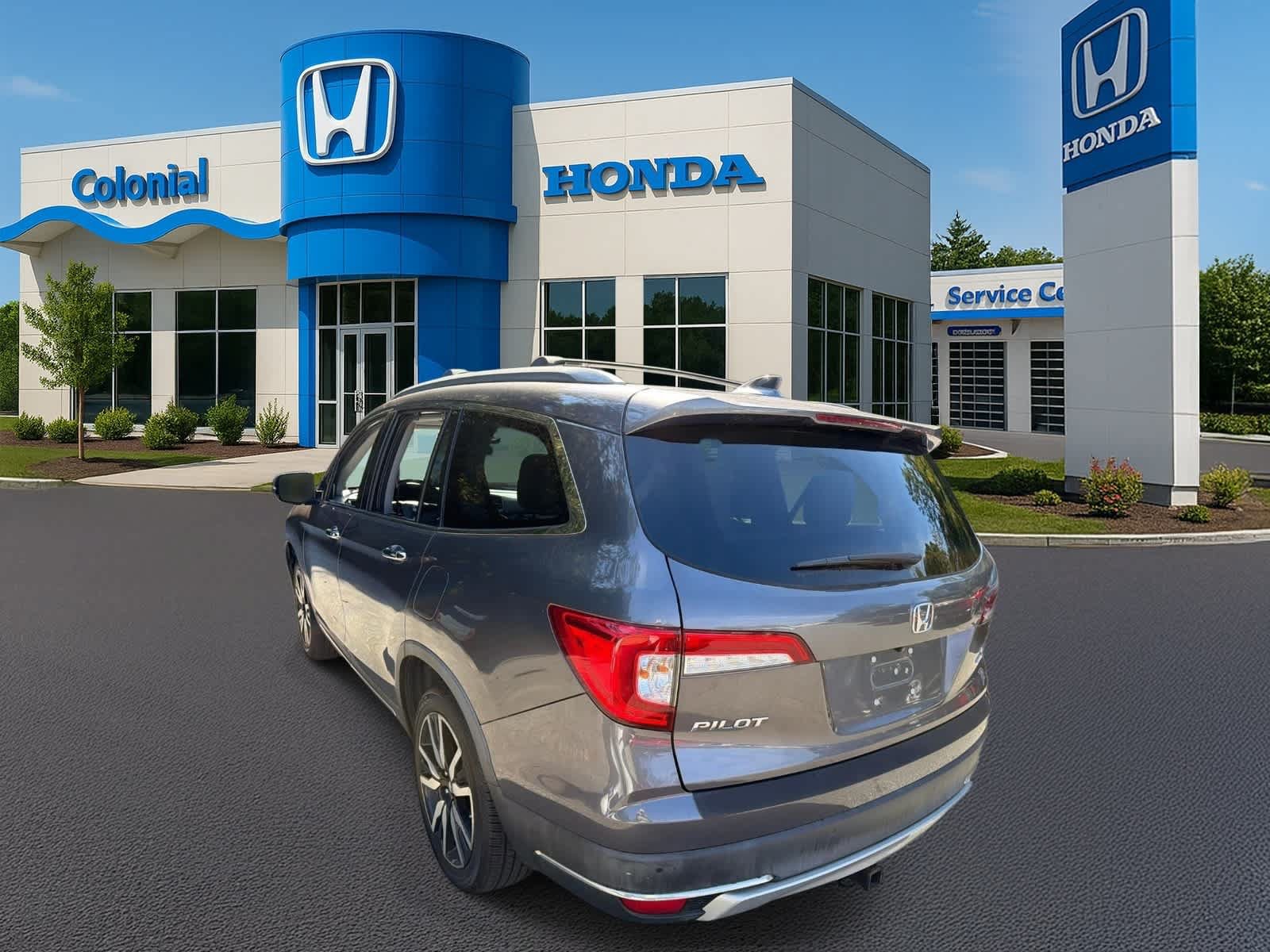 Used 2019 Honda Pilot Touring image 4