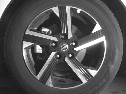 Used 2025 Nissan Sentra SV FWD image 11