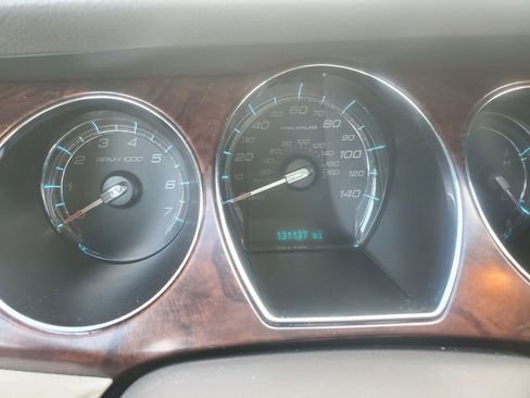 Used 2011 Ford Taurus Limited w/ 303A Rapid Spec Order Code image 4