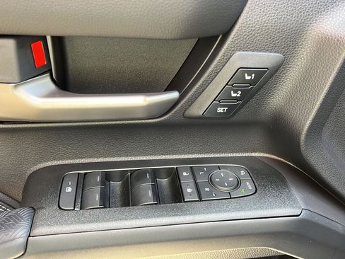 New 2025 Toyota 4Runner Limited image 16