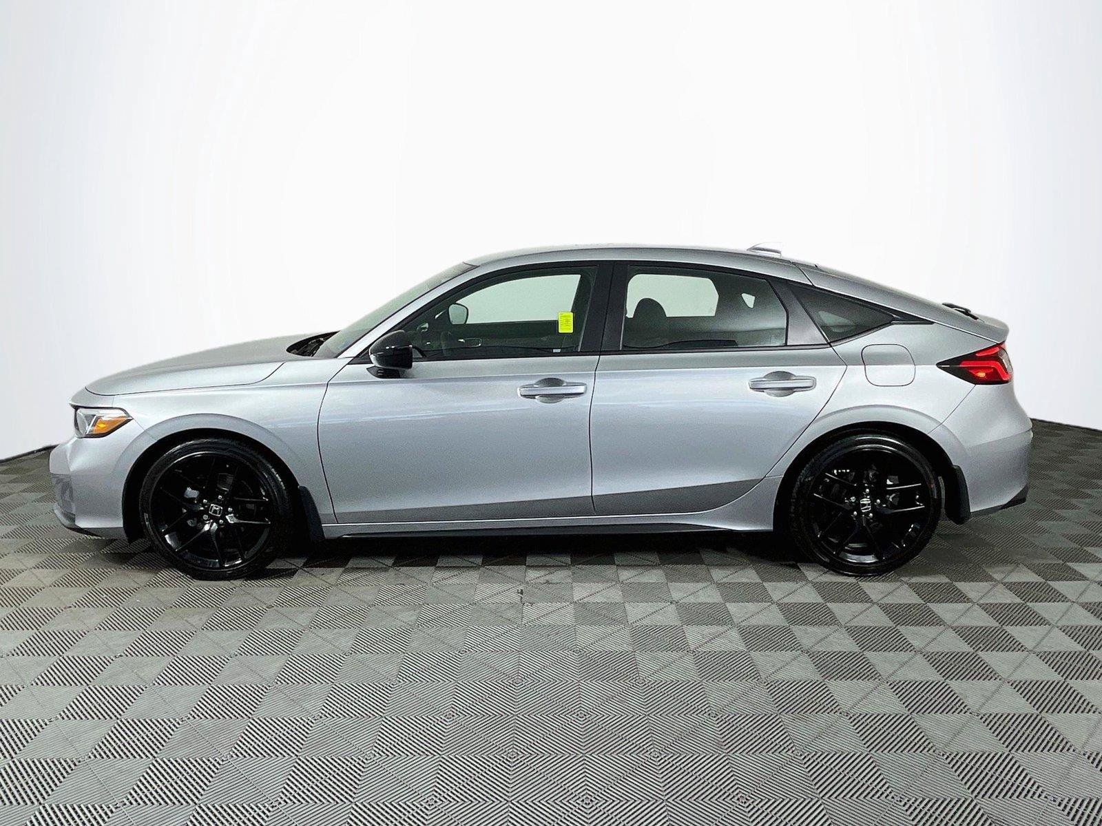 Used 2026 Honda Civic Sport image 4