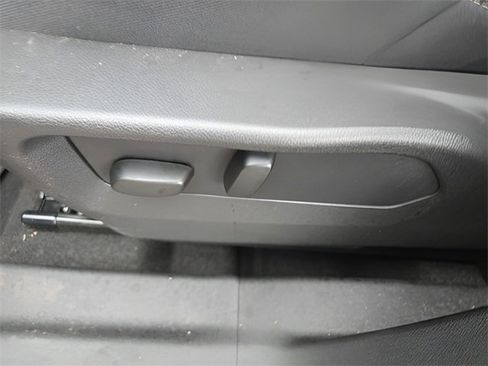 Used 2023 Buick Envision Preferred image 10