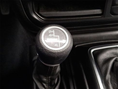 Used 2022 Jeep Wrangler Unlimited Willys image 23