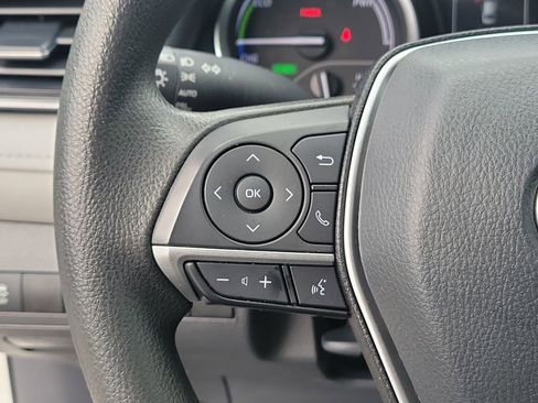 Used 2023 Toyota Camry LE image 24