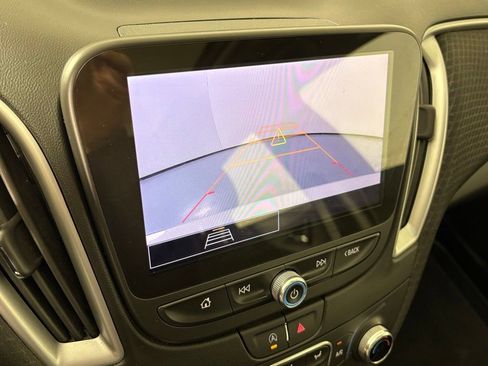 Used 2024 Chevrolet Malibu LT image 30