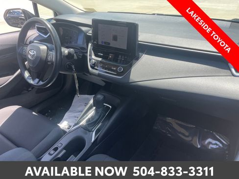 Used 2024 Toyota Corolla LE FWD image 15