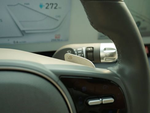 Certified 2023 Hyundai Ioniq 5 SEL AWD/4WD image 28