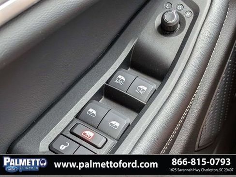 Used 2023 Jeep Grand Cherokee 4WD 4xe image 27