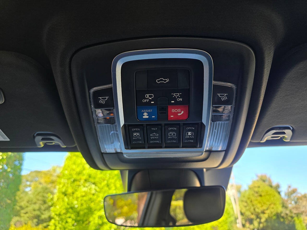 Used 2020 RAM 1500 Limited AWD/4WD image 36