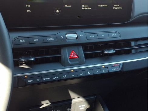 New 2026 Kia K4 LXS image 6