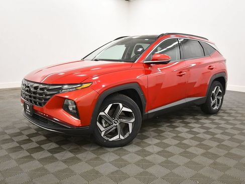 Used 2023 Hyundai Tucson Limited AWD/4WD image 2