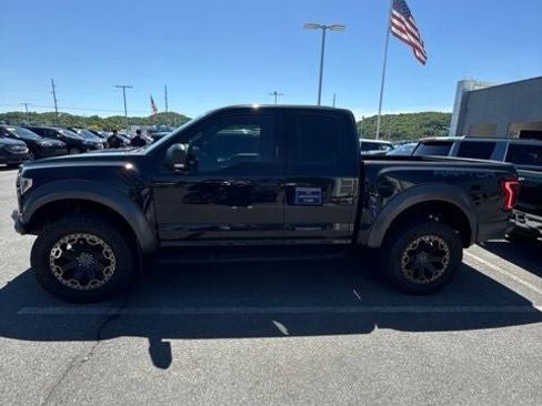 Used 2018 Ford F150 Raptor AWD/4WD image 3