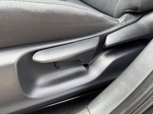 Used 2025 Toyota Corolla LE FWD image 24