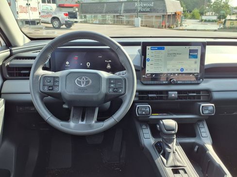 Used 2026 Toyota RAV4 XLE Premium AWD/4WD image 5