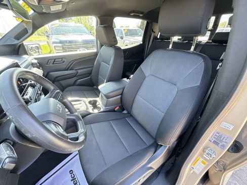 Certified 2024 Chevrolet Colorado Trail Boss w/ Technology Package AWD/4WD image 23