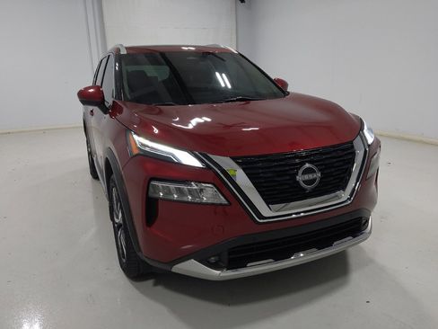 Used 2022 Nissan Rogue Platinum w/ Head-Up Display Package AWD/4WD image 14