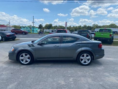 Used 2013 Dodge Avenger SE FWD image 1