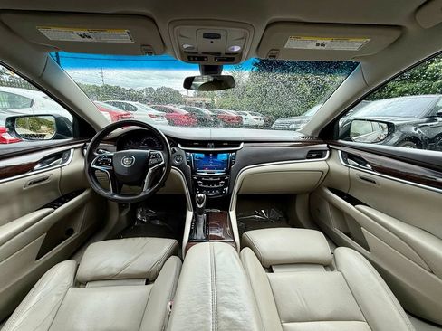 Used 2014 Cadillac XTS Luxury FWD image 14