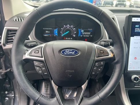 Used 2024 Ford Edge SEL w/ Convenience Package image 27