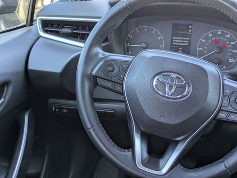 Used 2023 Toyota Corolla SE image 20