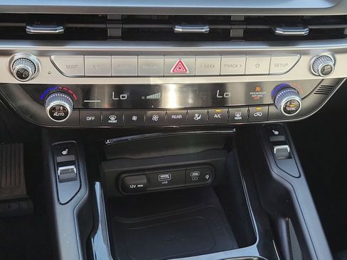 Used 2024 Kia Telluride S w/ S Sunroof Package image 35