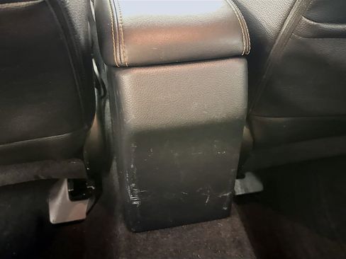 Used 2017 Subaru Crosstrek 2.0i Limited image 27