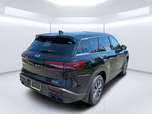 New 2025 INFINITI QX60 Pure image 3
