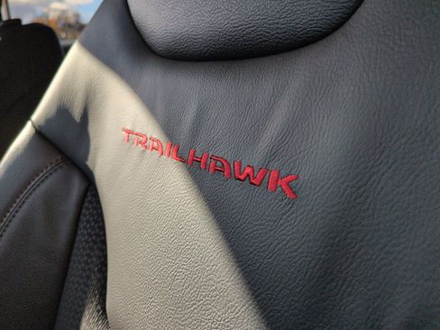 New 2026 Jeep Compass Trailhawk image 18