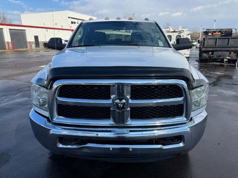 Used 2017 RAM 3500 Tradesman w/ Chrome Appearance Group image 8
